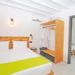 Camara Mykonos