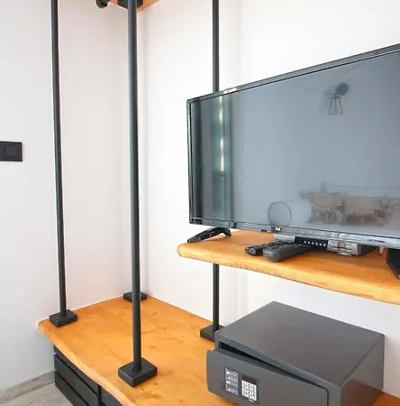 Camara Mykonos Орнос