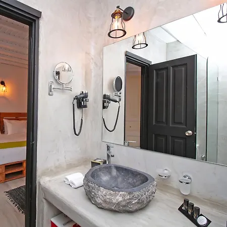 Camara Mykonos Ornos (Mykonos)