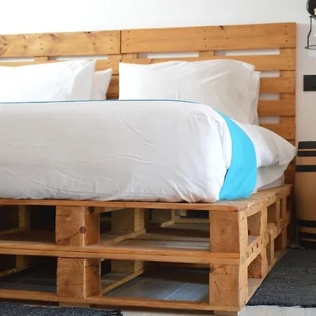 Camara Mykonos אורנוס