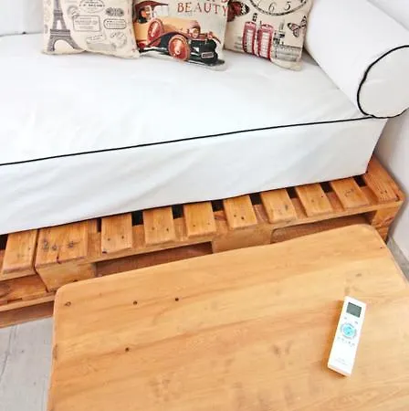 Camara Mykonos * אורנוס